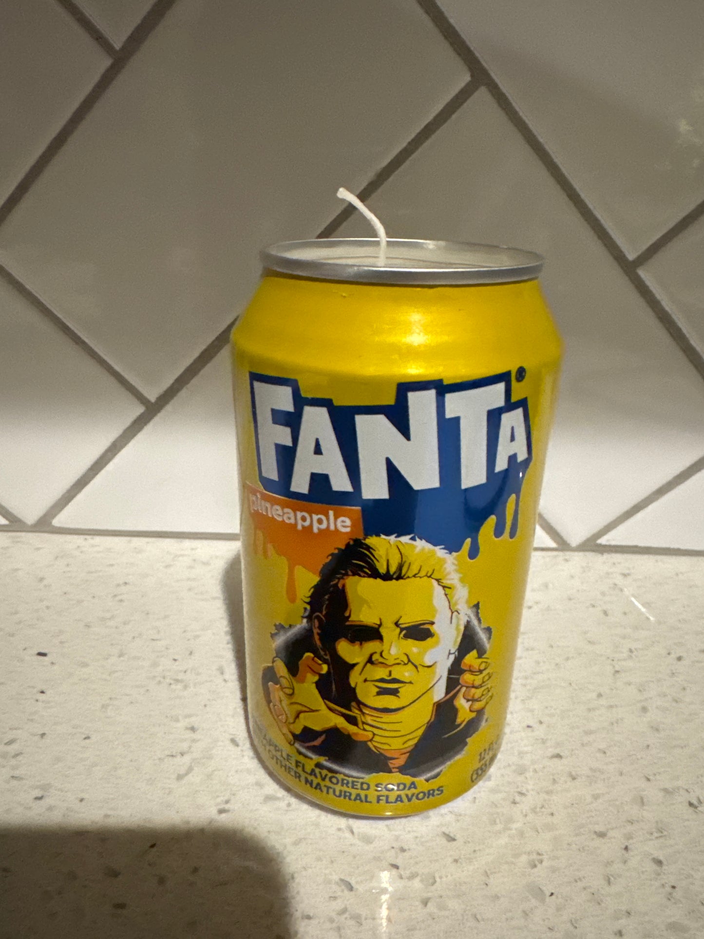 Fanta: Halloween Pineapple